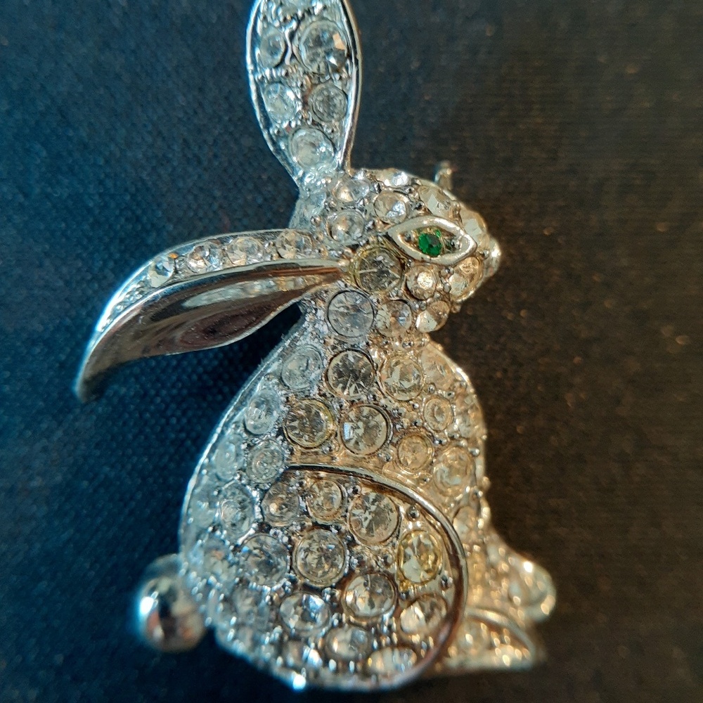 Vintage Crystal Bunny Rabbit Brooch